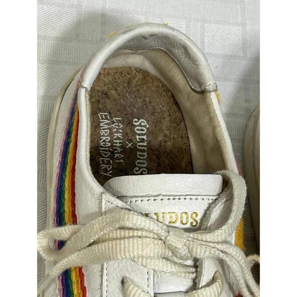 Soludos White Leather Shoe Women's Size 9 Rainbow Sunrise Embroidery Retro 80s